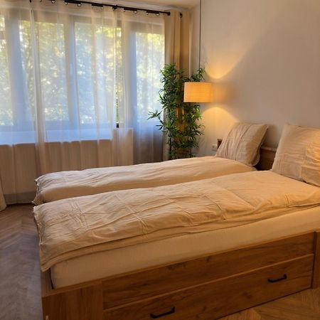 One Room Apartment- Self Check-In 24H Resita Extérieur photo